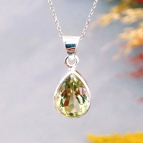 green topaz kolye